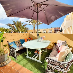 https://deluxe-home-from-home-in-caleta-de-fuste.in-canary-islands.com